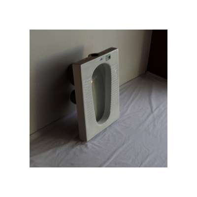 Guangxi Squat Pan Factory WC Ceramic Squatting Pan Squat Pan for Sale